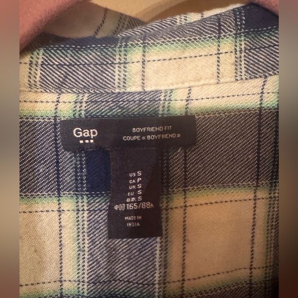 GAP button down flannel - Picture 3 of 5